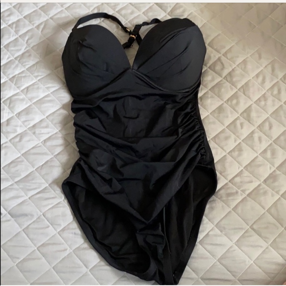 Victoria’s Secret push up one piece